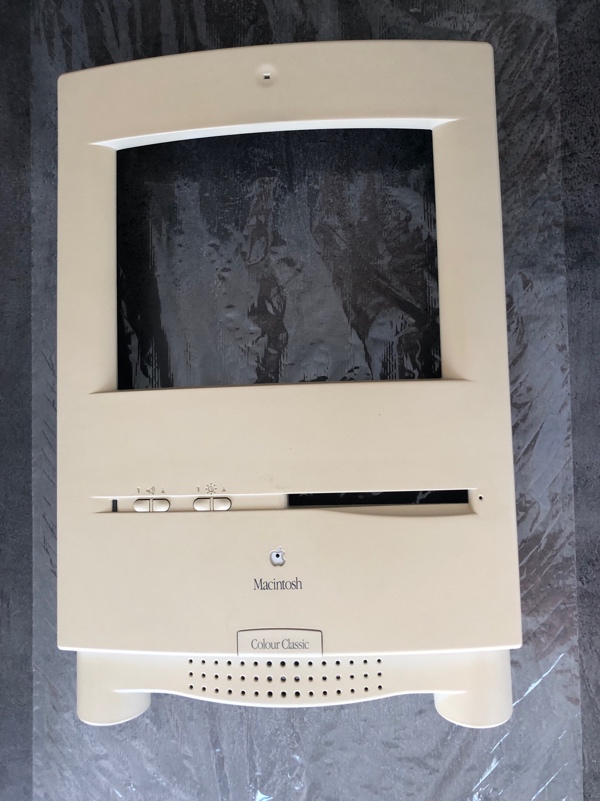 Apple Color Classic Retrobright - Cling Film laying
